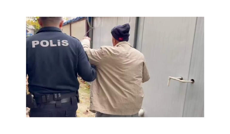 Dilenci, Zabıtanın El Koyduğu Parayı Almak İçin Geri Döndü