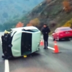 Otomobil Yan Yattı: 4 Yaralı