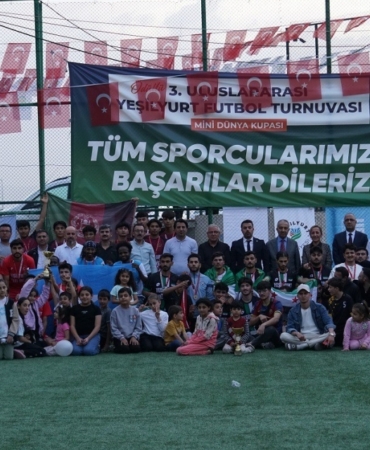 3. Uluslararası Yeşilyurt Futbol Turnuvası Sona Erdi