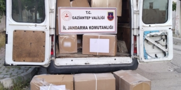 Gaziantep’te 2 Milyon Tl Değerinde Sahte Ayakkabı Ve Kıyafet Ele