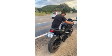 Gölbaşı’nda Motosiklet Devrildi: 1 Yaralı