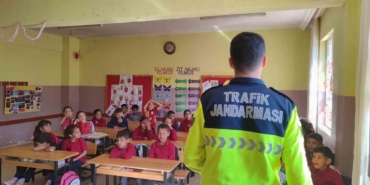 Jandarma Ekiplerinden 125 Öğrenciye Güvenlik Trafik Eğitimi