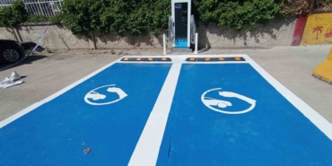 Kahta Belediyesi İlk Akıllı Şarj İstasyonunu Kurdu