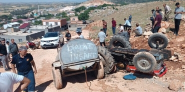Kahta'da Devrilen Traktörün Altında Kalarak Ağır Yaralandı