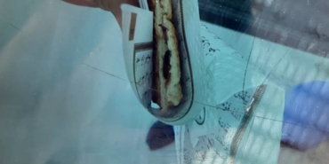 Kantinci Kur’an-ı Kerim Sayfalarını Tost Kağıdı Yaptı