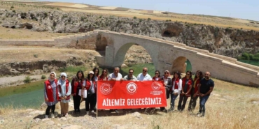 Kızılin Vadisi’nde ‘ailemiz, Geleceğimiz’ Pankartı Açıldı