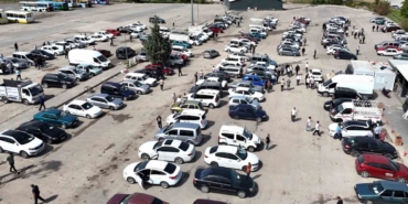 Malatya Açık Oto Pazarı’nda Satıcı Da Alıcı Da Beklemede