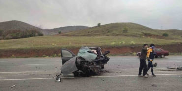 Malatya’da Hafif Ticari Araç İle Otomobil Çarpıştı: 2 Ölü, 2