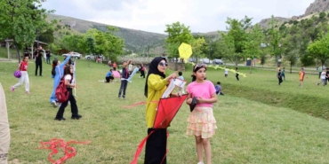 Rengarenk Uçurtmalar Beydağı’nda Gökyüzüyle Buluştu