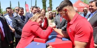 Şahin’in Bileği Bükülmedi