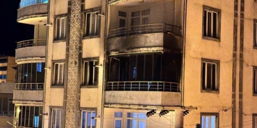 Apartmanda Çıkan Yangın Paniğe Neden Oldu