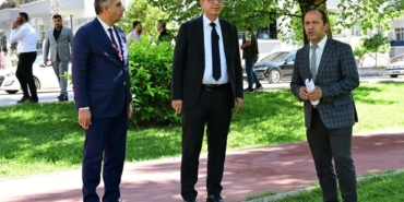 Başkan Geçit, Park Alanlarındaki Yenileme Hizmetlerini İnceledi