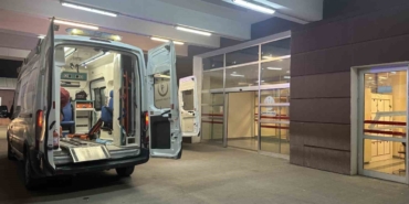 Çöp Atma Meselesi Döner Bıçaklı Kavgaya Dönüştü: 1 Yaralı