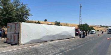 Devrilen Tırda Yangın Çıktı