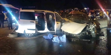 Gaziantep’te İki Araç Kafa Kafaya Çarpıştı: 5 Ölü, 2 Yaralı