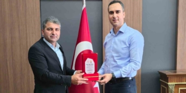 Kaymakam Artar, Plaket İle Uğurlandı