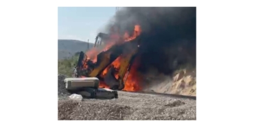 Malatya’da İş Makinesi Alev Alev Yandı