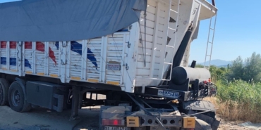Tır İle Beton Mikseri Çarpıştı: 1 Yaralı