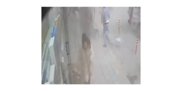 Tır Lastiği Patladı, Vatandaşlar Korku Dolu Anlar Yaşadı