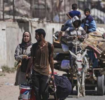 İsrail Tankları Deyr El-Belah'a Girdi, Halk Kenti Terk Ediyor