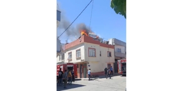 Nizip’te Odunluk Yangını Paniğe Neden Oldu