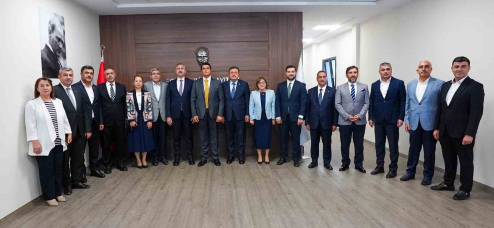 Ak Parti Grup Başkanvekili Gül Ve Başkan Şahin’den Yılmaz’a Ziyaret