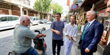 Başkan Tahmazoğlu, Çarşı Esnafı Ve Vatandaşlarla Buluştu