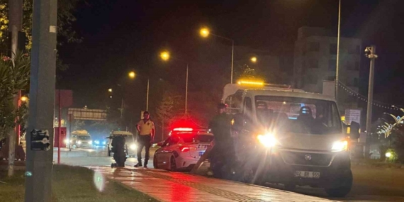 Direğe Çarpan Motosikletin Sürücüsü Ağır Yaralandı