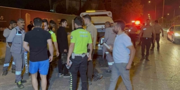 Otomobile Arkadan Çarpan Aracın Sürücüsü Kaçtı: 1 Yaralı