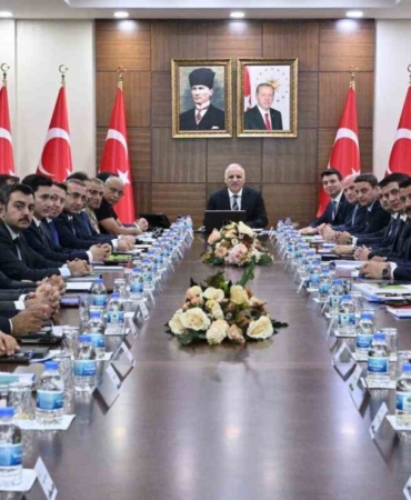 Vali Zorluoğlu: ’’eğitim, En Öncelikli Meselemiz’’