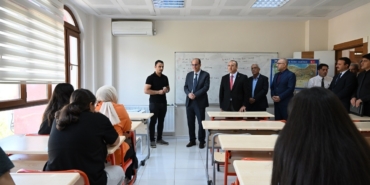 Yks’de Dereceye Giren Öğrencilere 10 Bin Tl’ye Kadar Destek