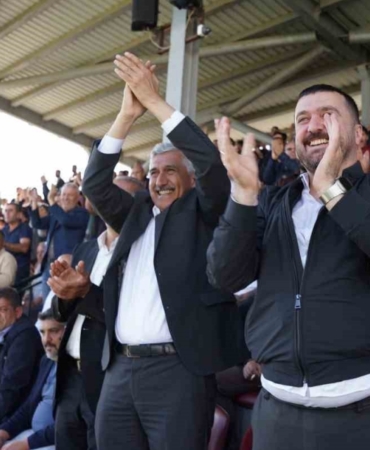 Başkan Hallaç’tan Kahta Spor02’ye Destek Çağrısı