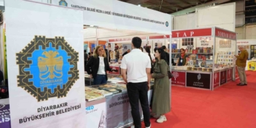 Büyükşehir Belediyesi, Kitap Fuarında Kenti Tanıtıyor