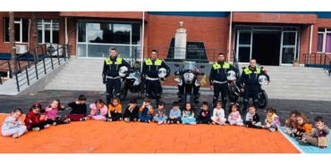 Jandarmadan 73 Öğrenciye Güvenli Trafik Eğitimi