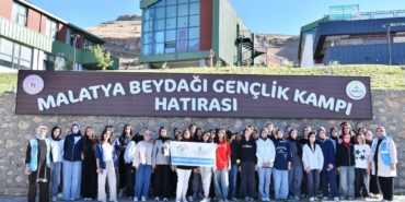 Yeşilyurt Kent Konseyi’nden Gençlere Kamp Etkinliği