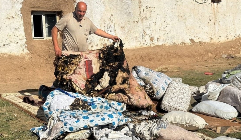 Evdeki Eşyalar Kendi Kendine Alev Alıyor