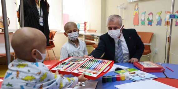 Tahmazoğlu’ndan Lösemili Çocuklara Moral