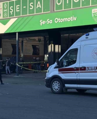 Sanayi Sitesinde Alacak-verecek Kavgası: 4 Yaralı